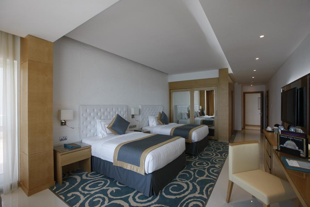 Oceanic Khorfakkan Resort & Spa Chur Fakkan Zewnętrze zdjęcie
