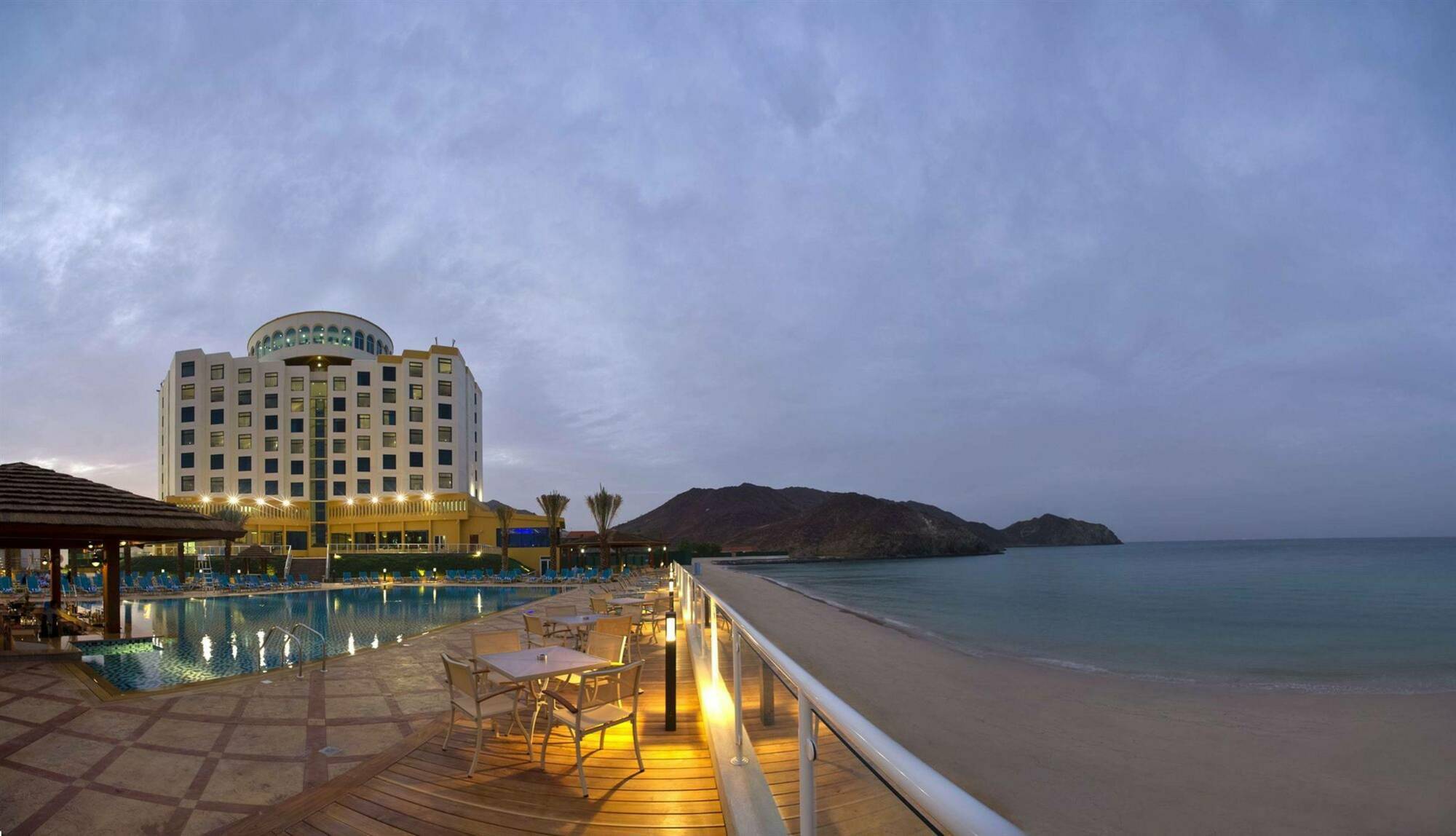 Oceanic Khorfakkan Resort & Spa Chur Fakkan Zewnętrze zdjęcie